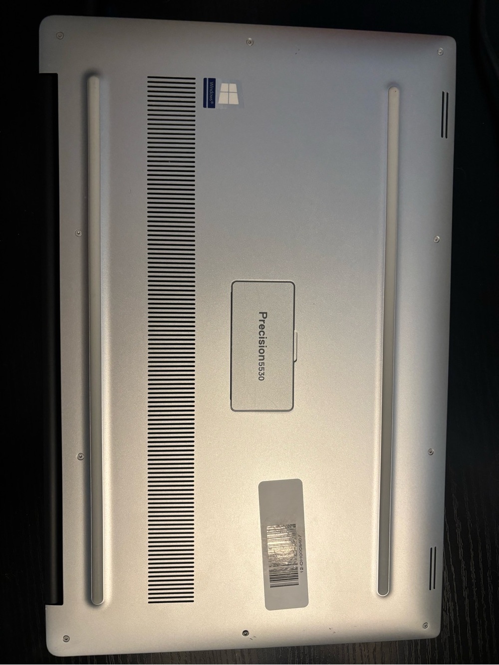 Dell Silver Precision 5530 Laptop touch screen